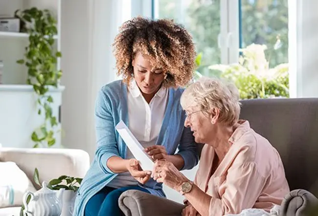 大多數(shù)患帕金森病的人都在60歲或以上。