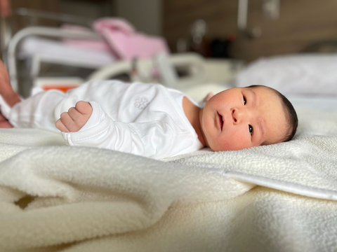 第一個使用 Fertilo 手術的嬰兒出生