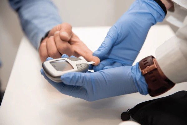 干細(xì)胞治療后，糖尿病患者空腹血糖和餐后血糖會(huì)得到改善嗎？